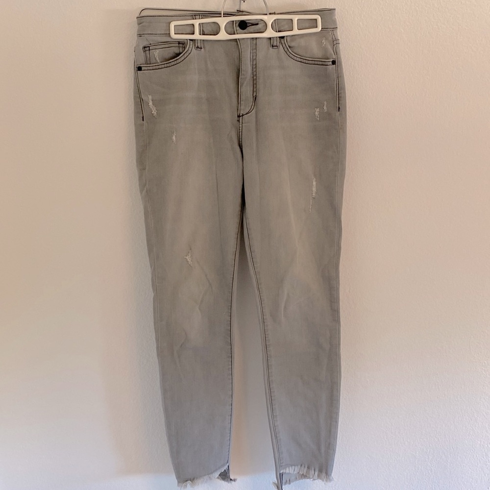 Size 28 Joe’s Jeans
